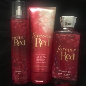 🆕 Forever Red by Bath and Body Works